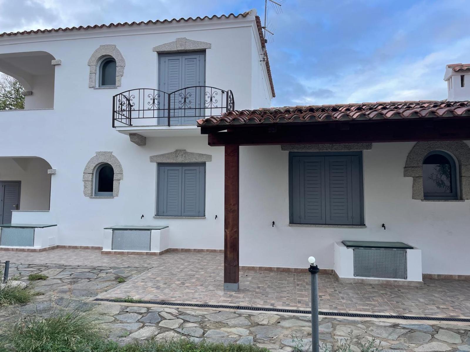 San Teodoro Centro Villa Exterior photo